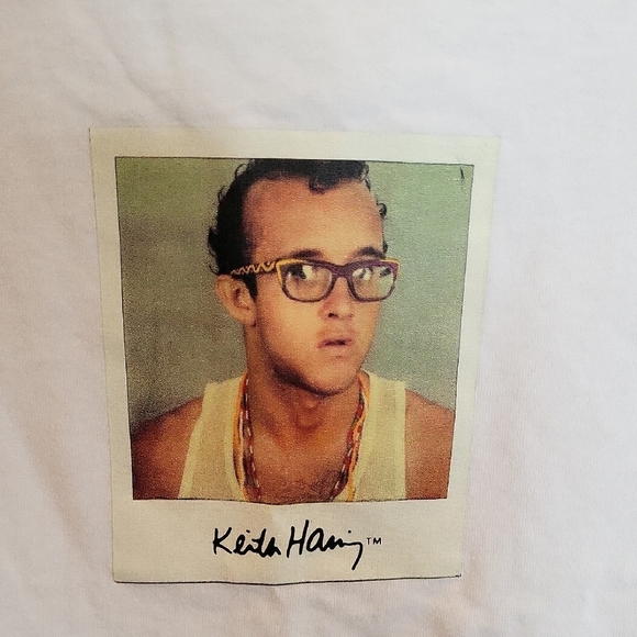 H&M White Tee with Graphic Print - Picture 3 of 5